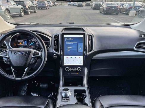 Used 2021 Ford Edge SEL w/ Convenience Package image 11
