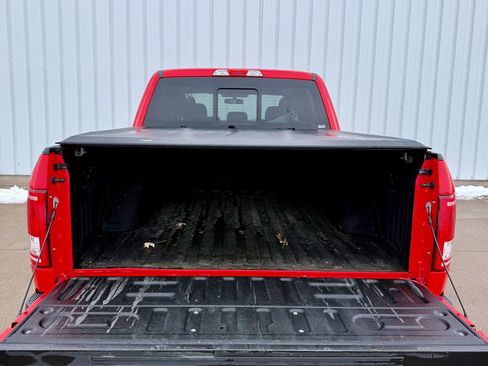 Used 2017 Ford F150 XLT w/ Equipment Group 302A Luxury image 15