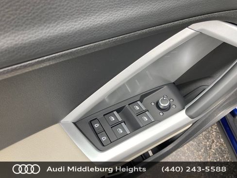Certified 2025 Audi Q3 2.0T Premium w/ Convenience Package image 14