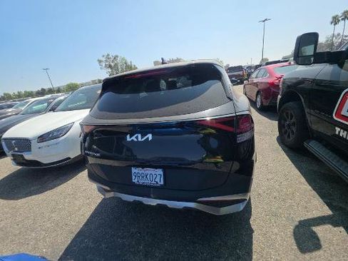 Used 2025 Kia Sportage LX FWD image 6