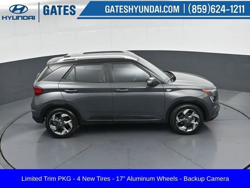 Certified 2024 Hyundai Venue Limited FWD image 45
