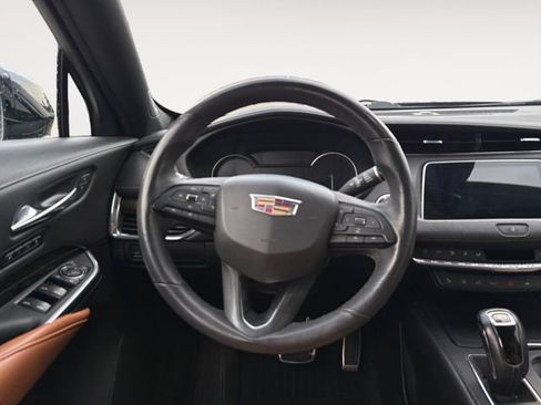 Used 2019 Cadillac XT4 Sport AWD/4WD image 12