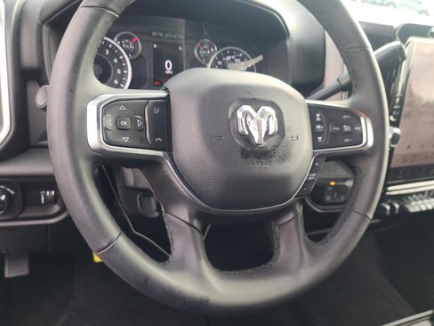 Used 2026 RAM 2500 Big Horn AWD/4WD image 8