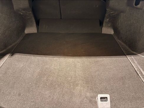 Used 2025 Toyota Camry LE image 10