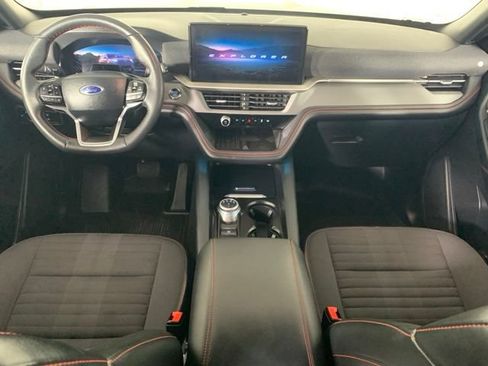 Used 2025 Ford Explorer ST-Line w/ Premium Package AWD/4WD image 2