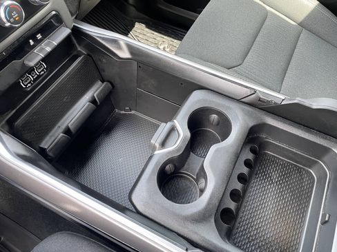 Used 2021 RAM 1500 Big Horn RWD image 22