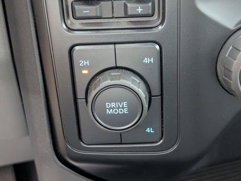 Used 2025 Ford F350 XLT AWD/4WD image 23