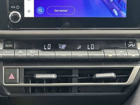 Used 2025 Toyota Camry LE image 14