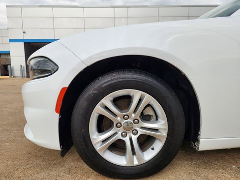 Used 2023 Dodge Charger SXT RWD image 8