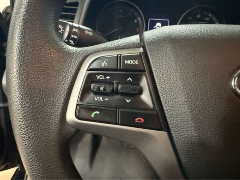 Used 2018 Hyundai Elantra SEL FWD image 17