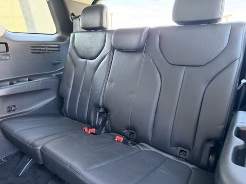 Used 2022 Hyundai Palisade SEL w/ Premium Package FWD image 42