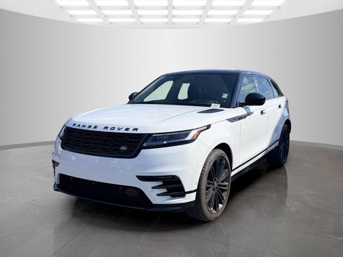 Used 2026 Land Rover Range Rover Velar Dynamic SE AWD/4WD image 1