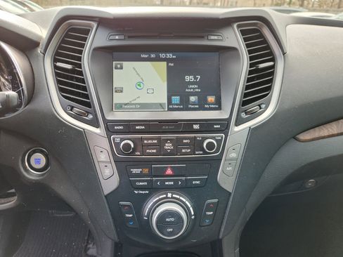 Used 2018 Hyundai Santa Fe Sport w/ Cargo Package image 9