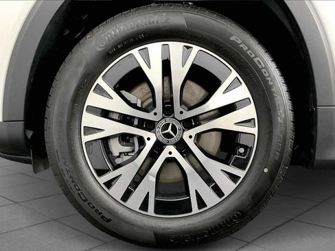 Certified 2025 Mercedes-Benz GLB 250 4MATIC image 16