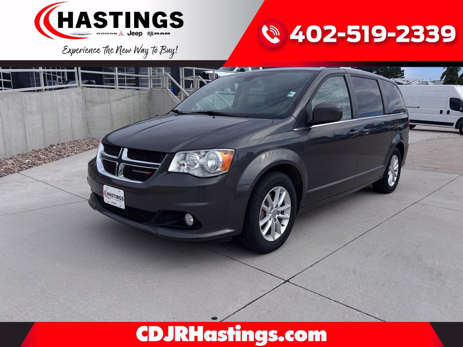 Used 2019 Dodge Grand Caravan SXT FWD image 1