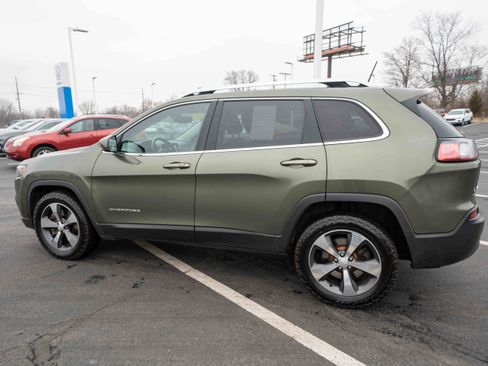 Used 2019 Jeep Cherokee Limited image 4