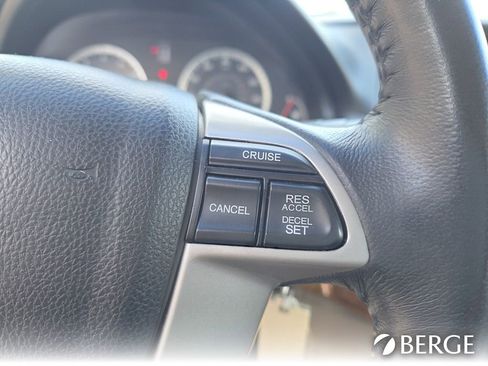 Used 2011 Honda Accord EX-L image 26