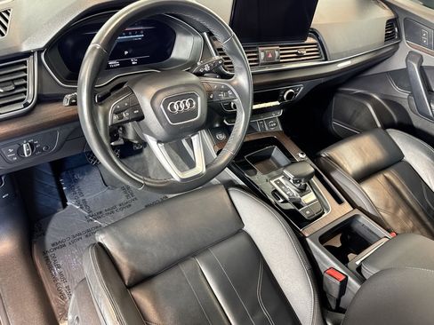 Used 2022 Audi Q5 2.0T Premium Plus w/ Premium Plus Package AWD/4WD image 9