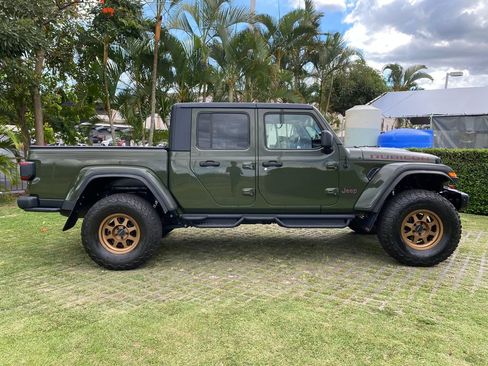 Used 2021 Jeep Gladiator Rubicon AWD/4WD image 26