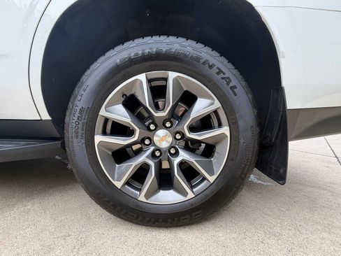 Used 2024 Chevrolet Tahoe LT w/ LT Signature Plus Package AWD/4WD image 37