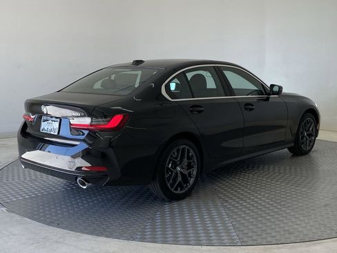 Used 2025 BMW 330i xDrive Sedan w/ Convenience Package image 8