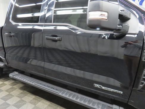 Used 2025 Ford F250 Lariat w/ Lariat Ultimate Package image 38