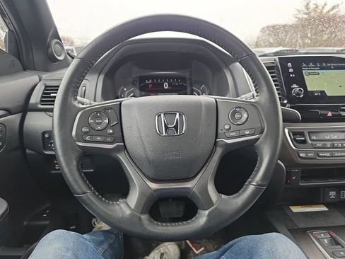 Used 2023 Honda Passport TrailSport image 13