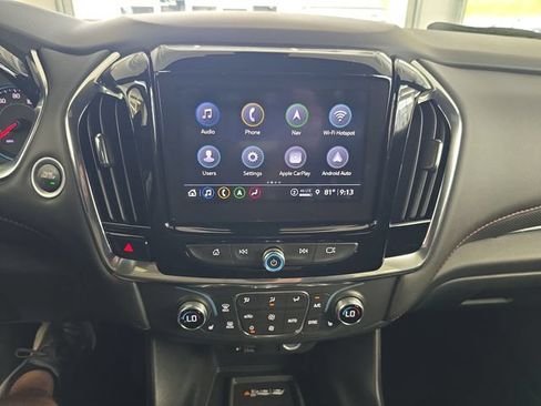 Used 2023 Chevrolet Traverse RS AWD/4WD image 15