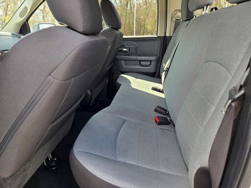 Used 2024 RAM 1500 Classic SLT AWD/4WD image 17