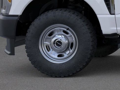 New 2026 Ford F250 XL w/ XL Off-Road Package AWD/4WD image 19