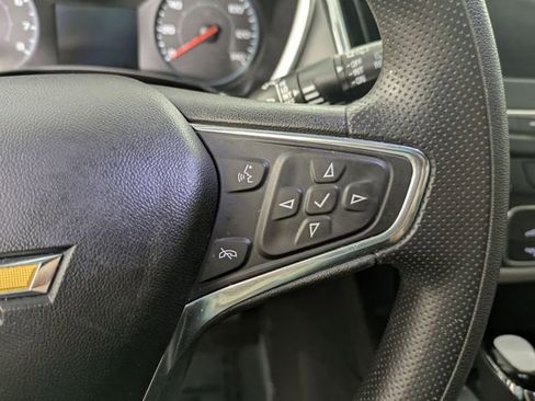 Used 2019 Chevrolet Equinox LS w/ LS Convenience Package image 19