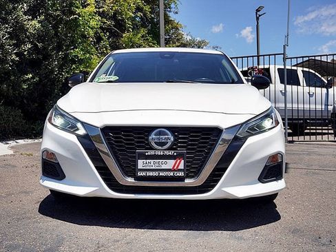 Used 2020 Nissan Altima 2.0 SR FWD image 5