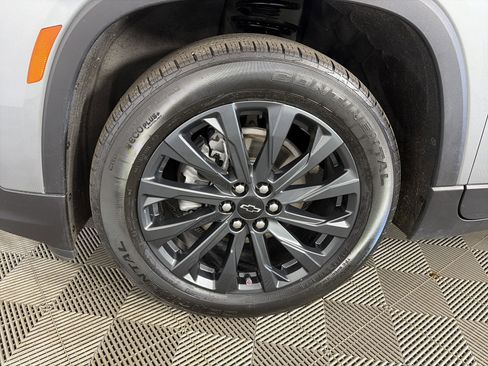 Certified 2023 Chevrolet Traverse RS image 14