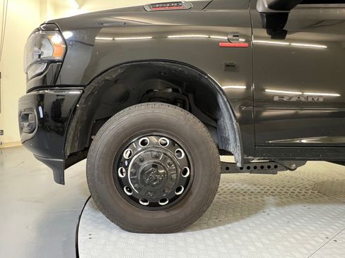 Used 2024 RAM 3500 Lone Star w/ Night Edition image 11