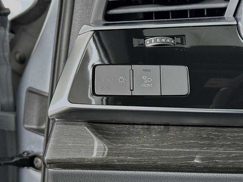 Certified 2025 Audi Q7 2.0T Premium Plus w/ Premium Plus Package AWD/4WD image 10