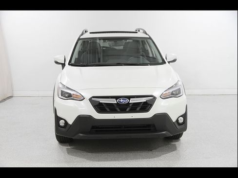 Used 2023 Subaru Crosstrek 2.5i Limited AWD/4WD image 2