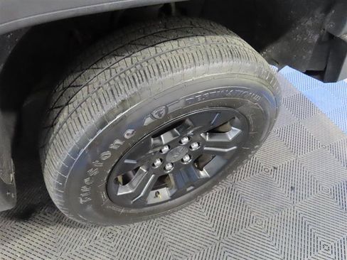 Used 2017 GMC Sierra 1500 SLT w/ All Terrain X Package AWD/4WD image 9