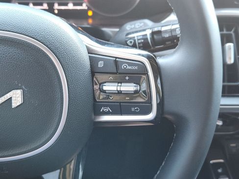 Used 2023 Kia Sorento S w/ Panoramic Sunroof Package FWD image 38