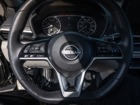 Used 2024 Nissan Altima 2.5 SL image 18