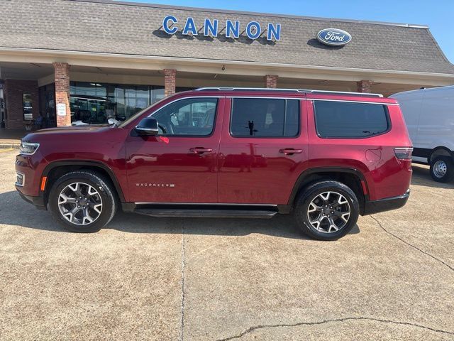 Used 2024 Jeep Wagoneer Series III AWD/4WD image 2
