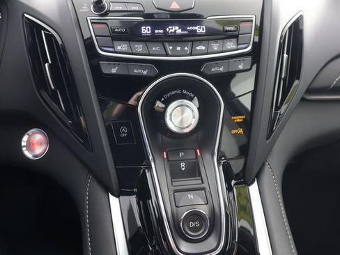 Used 2025 Acura RDX SH-AWD image 15