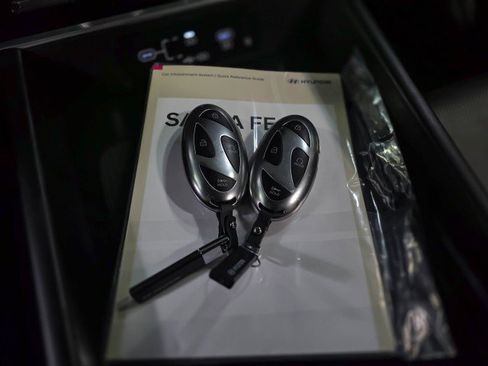 Used 2025 Hyundai Santa Fe SEL image 44