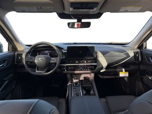 New 2026 Nissan Pathfinder Platinum w/ Cargo Package image 6