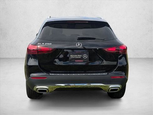 New 2026 Mercedes-Benz GLA 250 image 7