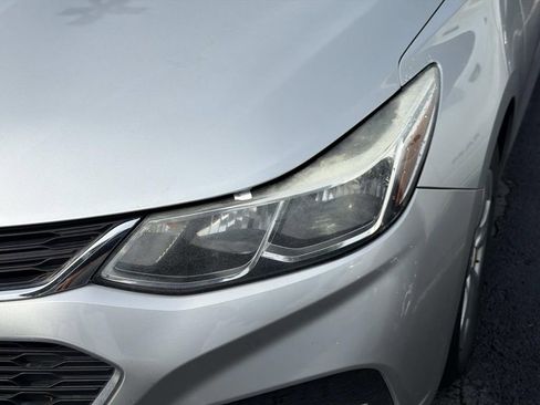 Used 2016 Chevrolet Cruze LS FWD image 7