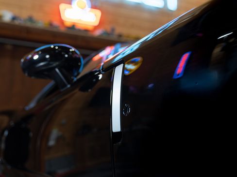 Used 2006 Ford GT image 36