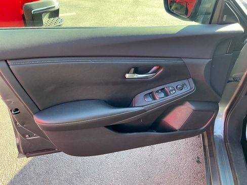Used 2021 Nissan Sentra SV FWD image 7