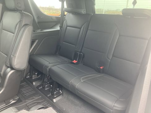 New 2026 GMC Yukon Denali image 17