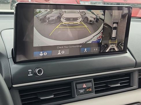 New 2026 Honda Pilot Touring image 18