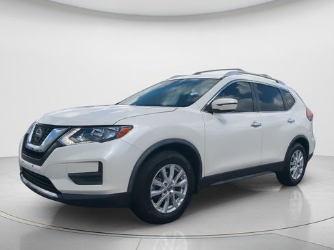 Certified 2020 Nissan Rogue SV image 1